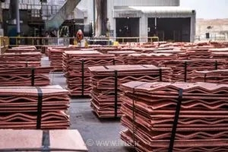 خیز دوباره قیمت مس در بازار جهانی؛ سایه تعرفه‌های ترامپ بر سر فلز سرخ سنگینی می‌کند
