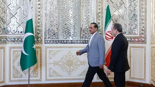 عاصم منیر، فرمانده ارتش پاکستان وارد تهران شد