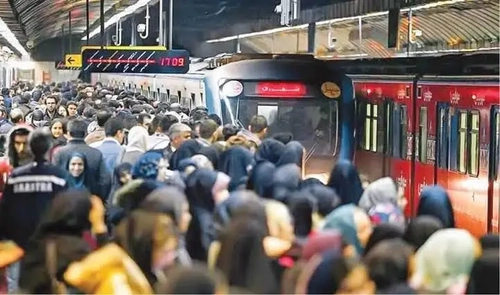 مترو تهران از ۵:۳۰ صبح با فاصله ۴ دقیقه‌ای و رایگان آغاز به کار می‌کند