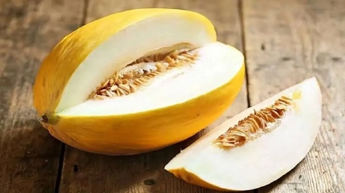 فواید، ارزش غذایی و هشدارهای مهم درباره خربزه