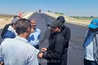 آغاز عملیات آسفالت پل عنافچه؛ تردد ایمن اهالی دهستان عنافچه محقق می‌شود