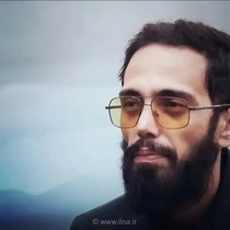 اعتراض فرزند احمد عزیزی به برنامه تلویزیونی «زمانه»/ هویت و شخصیت پدرم را تحریف کردند