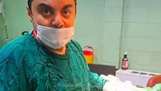 نجات معجزه‌آسای کودک ۱۰ ساله از خونریزی داخلی در پارس‌آباد