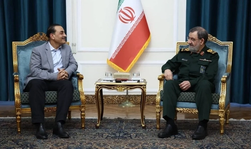 محسن رضایی: ذره‌ای مواد هسته‌ای غنی‌شده از ایران خارج نمی‌شود