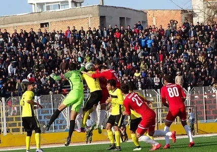 نساجی مازندران 2 - 2 فجرسپاسی / تساوی پرگل در هفته دهم لیگ برتر