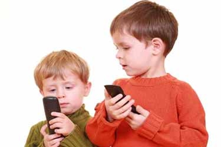 ارتباط استفاده بیشتر کودکان از صفحه‌نمایش با عملکرد ضعیف‌تر رشدی