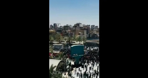 اقامه نماز زائران امام امت در بین الحرمین
