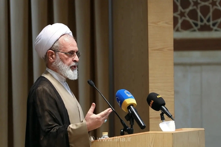 حوزه علمیه برای مواجهه با هوش مصنوعی، بازخوانی فقه و فلسفه را آغاز می‌کند