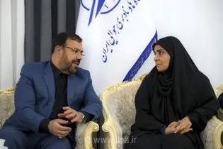 رایزنی استاندار فارس با وزیر راه و شهرسازی برای تسریع در تکمیل پروژه‌های زیرساختی و نهضت ملی مسکن