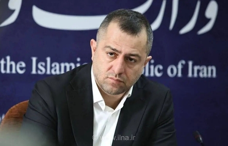 جوانان ایران در مرقد امام خمینی(ره) بر آرمان‌های انقلاب تأکید کردند