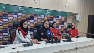 سرمربی زنان پرسپولیس پس از شکست استقلال: ۵۰ سال دیگر عکس‌های این دربی را به نوه‌ها نشان می‌دهید