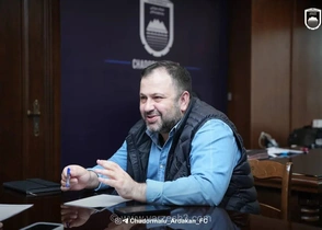 دعوت تاج از مدیرعامل چادرملو برای جلسه مهم