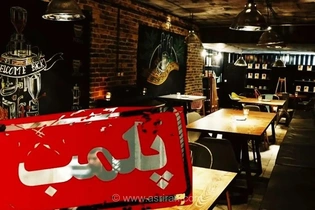 بستن کافه‌ها؛ انتقال تخلفات به زیر زمین؟/ فکوهی: چرا این کار را می‌کنید؟