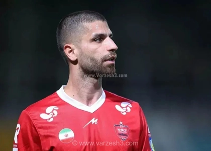 وداع با هافبک شماره 10؛/ جدایی یک ستاره دیگر از پرسپولیس قطعی شد!