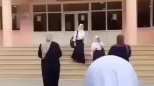 ممنوعیت ورود دانش‌آموزان محجبه به مدارس جمهوری آذربایجان