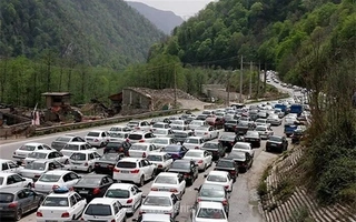 ترافیک سنگین در جاده‌های شمالی؛ یک‌طرفه شدن محور چالوس از ساعت ۱۳