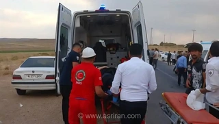 تصادف مرگبار در محور آباده به خسروشیرین؛ ۲ نفر جان باختند و ۶ تن مصدوم شدند