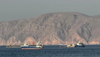 ادعای سنتکام درباره تغییر مسیر کشتی‌ها در تنگه هرمز
