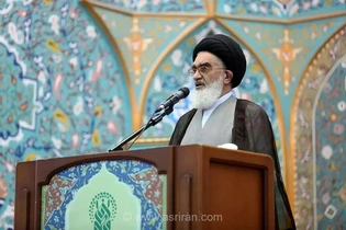 هشدار جدی امام جمعه قم نسبت به هرگونه خوش‌بینی به مذاکره با آمریکا: کنار آمدن با دشمن غیرممکن است