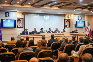بازار فارس با همدلی اصناف در برابر دشمن ایستاد