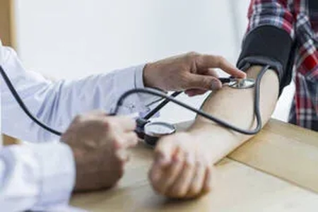۷ میوه مؤثر برای کاهش فشارخون بالا
