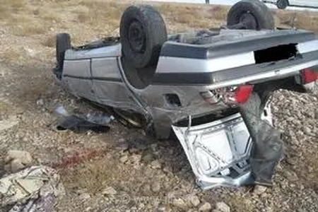 واژگونی مرگبار خودرو پژو ۴۰۵ در اتوبان ساوه به تهران با ۲ فوتی و ۲ مصدوم