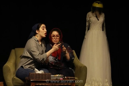ژاله صامتی همراه دخترش به صحنه بازمی‌گردد