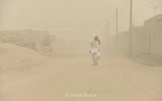 طوفان ۱۰۱ کیلومتری در زابل؛ کاهش دید و خیزش گرد و خاک