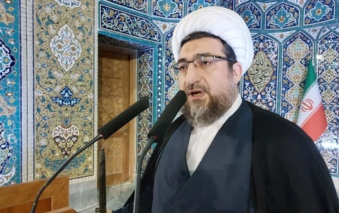 امام جمعه تبریز: توجه بیشتر خانواده‌ها به فرزندآوری ضروری است