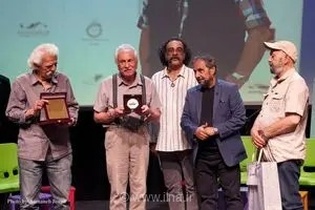 آئین نکوداشت مجید قناد در خانه تئاتر؛ گردهمایی بزرگان هنر برای تجلیل از عمو قناد محبوب کودکان