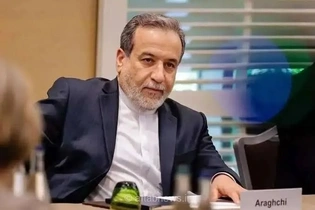 واکنش قاطع عراقچی به حمله اوکراین به کشتی تجاری ایران: این اقدام تحریک‌آمیز بی‌پاسخ نخواهد ماند