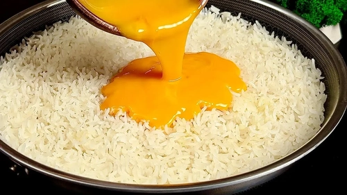 طرز تهیه برنج با تخم‌مرغ؛ غذای ساده و خوشمزه خانگی