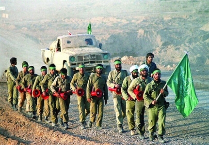 حمله هوایی عراق به پایگاه شکاری مهرآباد تهران