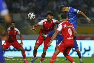 باخت‌های متوالی استقلال: شاگردان نکونام از پرسپولیس عقب افتادند