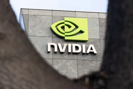 چرا سهام Nvidia از هراس اعتباری هوش مصنوعی در امان مانده است در حالی که سهام Broadcom و Oracle سقوط کرده‌اند؟