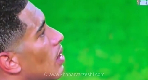 ویدیو| هزاران انگلیسی به همراه دیوید بکام و پسرش برای بلینگام خواندند!