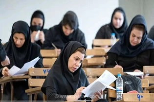 اعتراض دانشجویان دانشگاه آزاد به برگزاری حضوری امتحانات ترم تابستان؛ آیا آزمون‌ها مجازی می‌شود؟