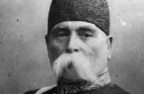 عین‌الدوله و درباریان قاجار در تصویری 125 ساله