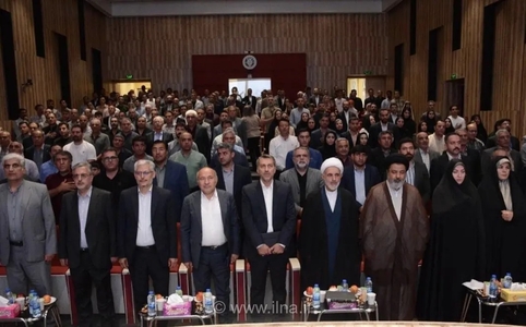 بررسی مسائل و مطالبات منطقه آزاد ماکو در نشست با دبیر شورای عالی مناطق آزاد