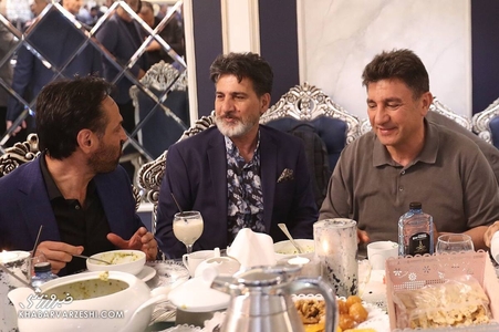 درگیری در مشهد؛ مربیان استقلال دستگیر شدند/ ستاره تیم ملی را به کانکس پلیس بردند