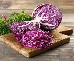 ۵ ماده غذایی قرمز و بنفش مفید برای سلامت قلب