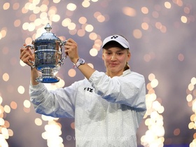 النا ریباکینا در فینال US Open به پیروزی رسید و آریانا سابالنکا را شکست داد