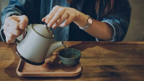 چای به جای قهوه، برای استخوان‌های قوی‌تر زنان