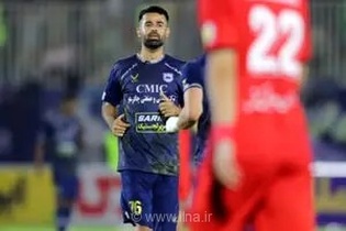 رضا دهقان دو فصل دیگر در چادرملو ماند (عکس)