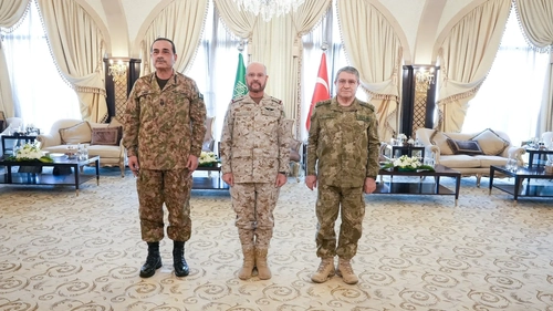 دیدار سران ائتلاف دفاعی مکه در ریاض در پی حملات حوثی‌ها