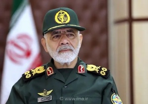 رئیس ستادکل نیروهای مسلح: ایران در جنگ نرم تسلیم نمی‌شود