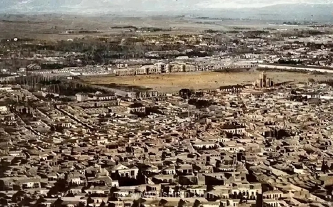 سفر به تهرانِ ۱۰۰ سال پیش؛ تماشای قدیمی‌ترین عکس هوایی پایتخت که با جادوی هوش مصنوعی رنگی شد