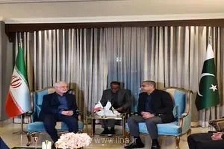 سفر اسکندر مومنی به اسلام‌آباد؛ رایزنی‌های راهبردی وزیر کشور ایران برای گسترش همکاری‌های امنیتی و اقتصادی با پاکستان