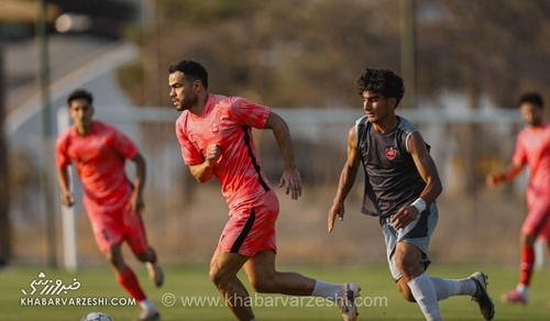 بازگشت اورونوف به تمرینات پرسپولیس؛ احتمال حضور در دیدار با ملوان