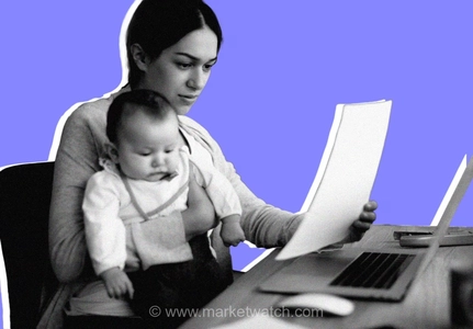 نداشتن تمایل به بازگشت به کار پس از زایمان؛ آیا استعفا برای یک سال ایده بدی است؟